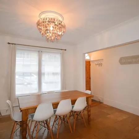 Townhouse In Clifton Village - R&r #3 Holiday home