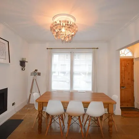Townhouse In Clifton Village - R&r #3 Bristol