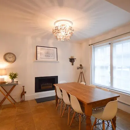 Semesterbostad Townhouse In Clifton Village - R&r #3 *