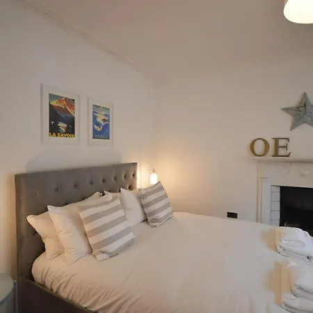 بيت للعطل Townhouse In Clifton Village - R&r #3 بريستول