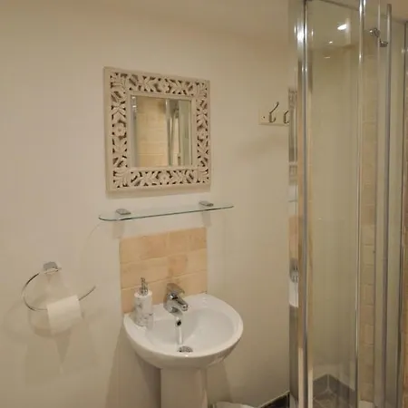 Townhouse In Clifton Village - R&r #3 * بريستول