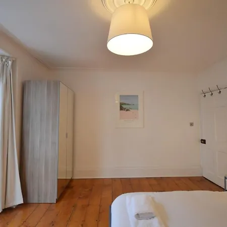 بيت للعطل Townhouse In Clifton Village - R&r #3