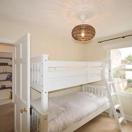 Townhouse In Clifton Village - R&r #3 *
